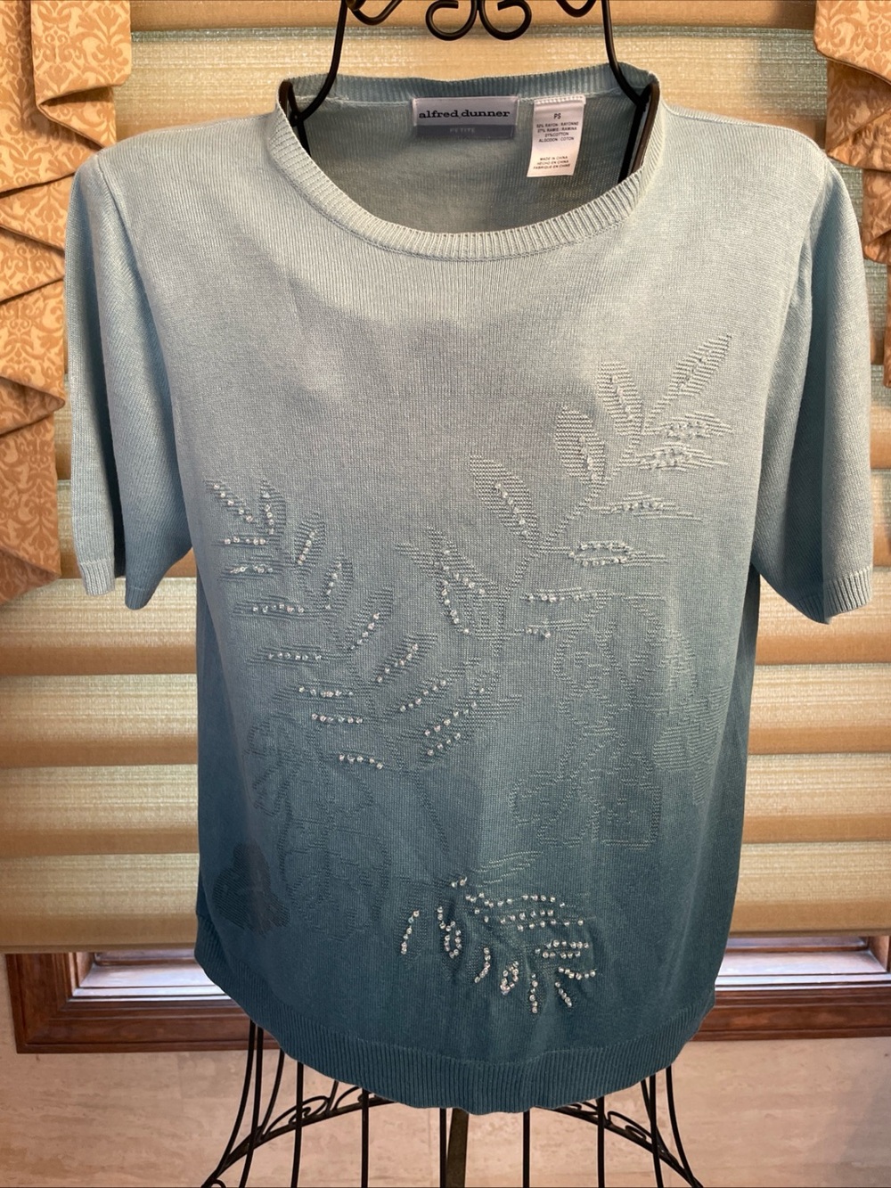 Alfred Dunner Short Sleeve Blue Ombré Beaded Pullover Sweater Size Petite Small